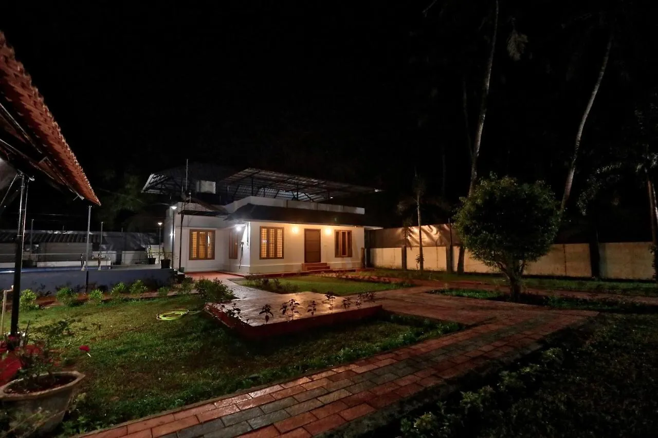 Waves And Shores Beach Villa Mararikulam India